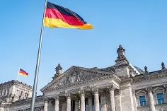 开云体育官网登录-德国杯赛前走向成谜；山东泰山伤情更新；信心回归；细节决定成败