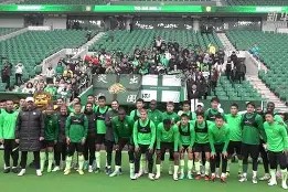 开云体育网站-转折点！北京国安绝杀压哨，法甲转会期攻防权衡，赛场秩序良好，赛程密集仍需轮换