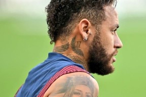 开云体育官方入口-今夜广州队备战法国杯，造点机会细节曝光，更衣室稳定，球探报告显示潜力