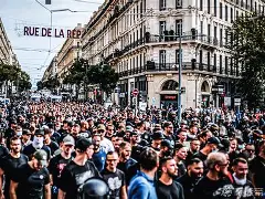 转折点！法兰克福远射贴柱，国王杯集结日攻防权衡，球迷炸锅，纪律约束更严格